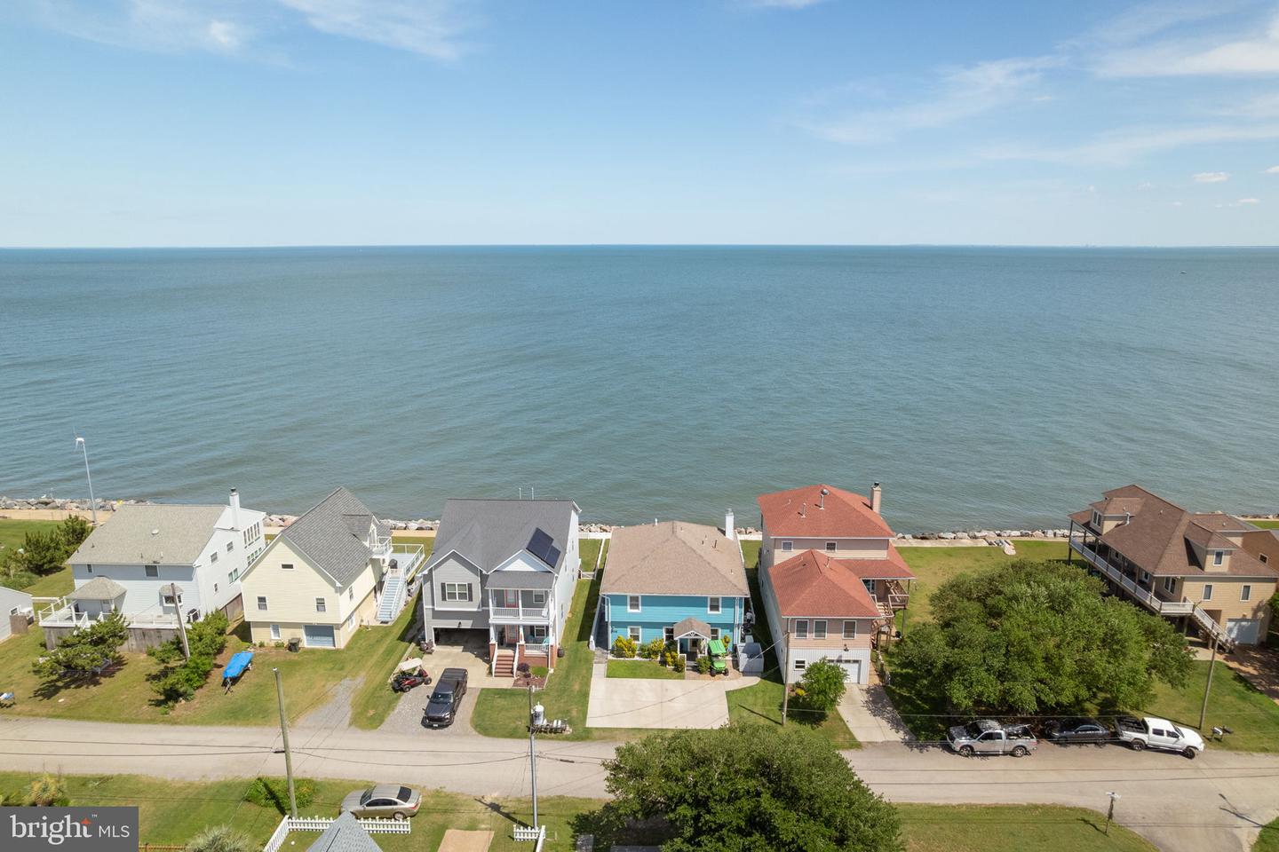 106 LIGHTHOUSE DR, HAMPTON, Virginia 23664, 6 Bedrooms Bedrooms, ,3 BathroomsBathrooms,Residential,For sale,106 LIGHTHOUSE DR,VAHM2000100 MLS # VAHM2000100