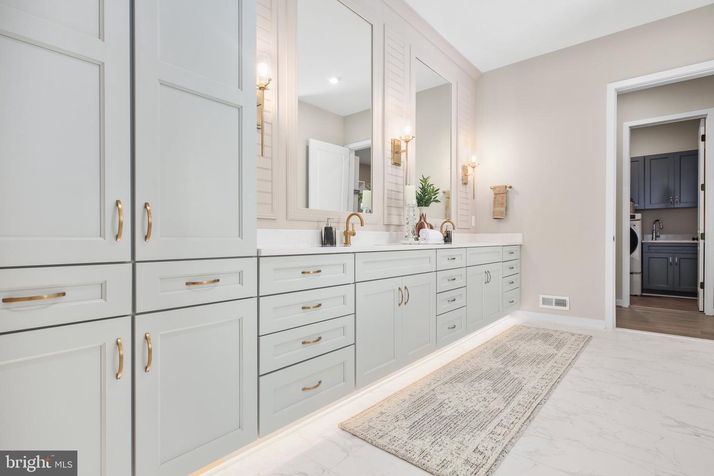 14645 FITZWATER DR, NOKESVILLE, Virginia 20181, 4 Bedrooms Bedrooms, ,4 BathroomsBathrooms,Residential,For sale,14645 FITZWATER DR,VAPW2099298 MLS # VAPW2099298
