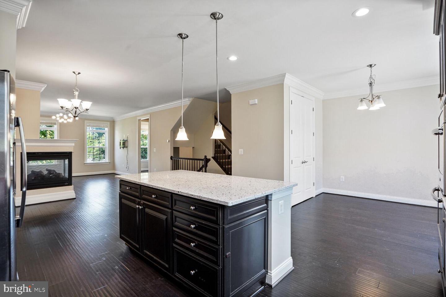 10603 LEGACY LN, FAIRFAX, Virginia 22030, 3 Bedrooms Bedrooms, ,3 BathroomsBathrooms,Residential,For sale,10603 LEGACY LN,VAFC2006634 MLS # VAFC2006634