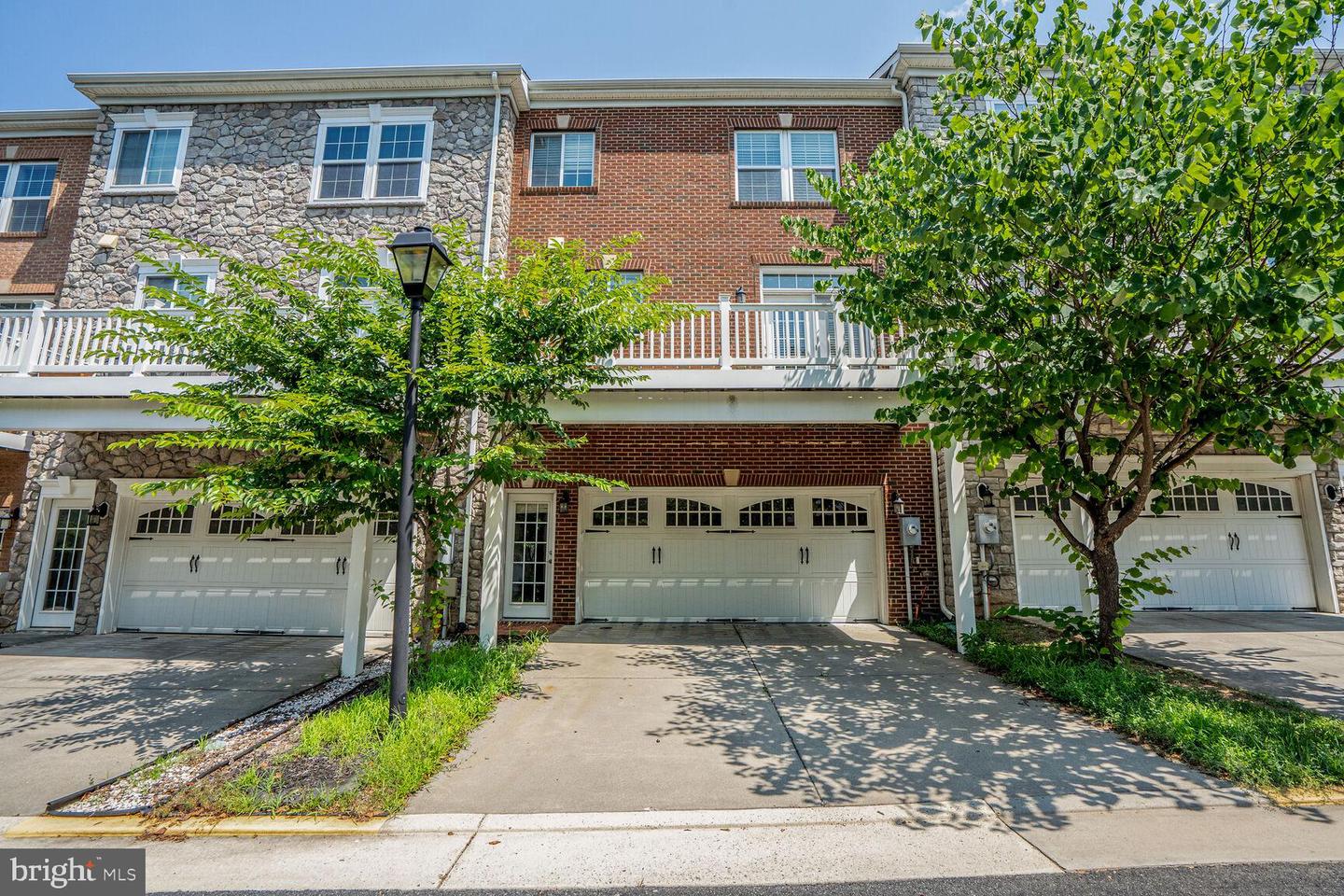 10603 LEGACY LN, FAIRFAX, Virginia 22030, 3 Bedrooms Bedrooms, ,3 BathroomsBathrooms,Residential,For sale,10603 LEGACY LN,VAFC2006634 MLS # VAFC2006634