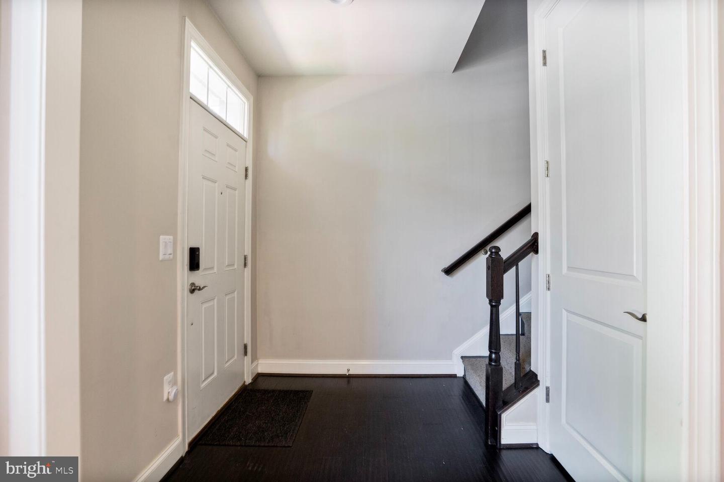 10603 LEGACY LN, FAIRFAX, Virginia 22030, 3 Bedrooms Bedrooms, ,3 BathroomsBathrooms,Residential,For sale,10603 LEGACY LN,VAFC2006634 MLS # VAFC2006634