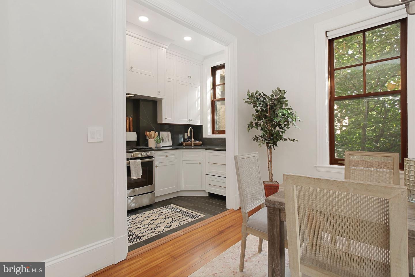 2853 ONTARIO RD NW #210, WASHINGTON, District Of Columbia 20009, 1 Bedroom Bedrooms, ,1 BathroomBathrooms,Residential,For sale,2853 ONTARIO RD NW #210,DCDC2210516 MLS # DCDC2210516
