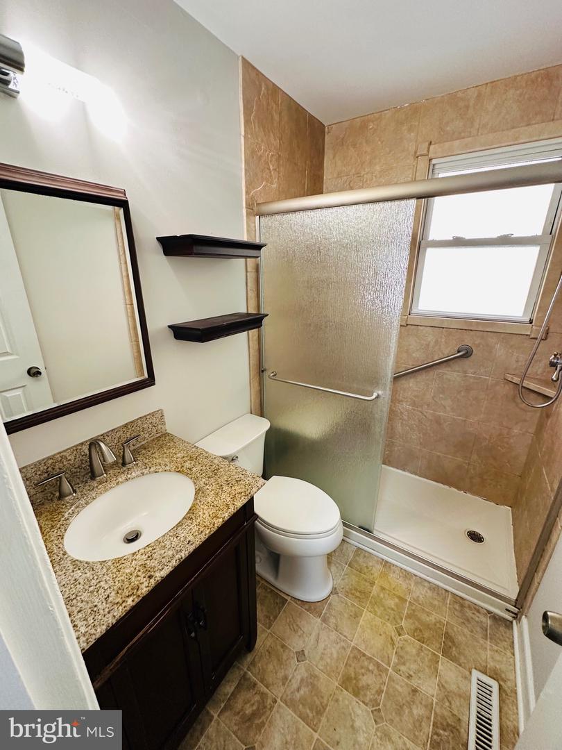 9717 PARAGON DR, HENRICO, Virginia 23228, 3 Bedrooms Bedrooms, ,1 BathroomBathrooms,Residential,For sale,9717 PARAGON DR,VAHN2000988 MLS # VAHN2000988