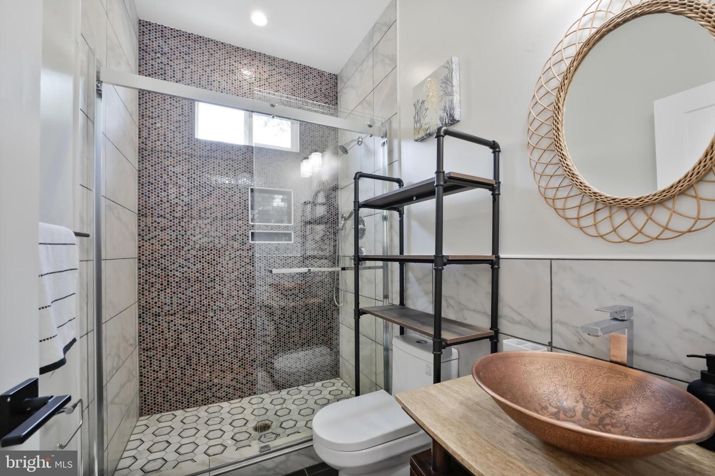 2806 FRANKLIN ST NE, WASHINGTON, District Of Columbia 20018, 6 Bedrooms Bedrooms, ,5 BathroomsBathrooms,Residential,For sale,2806 FRANKLIN ST NE,DCDC2210470 MLS # DCDC2210470