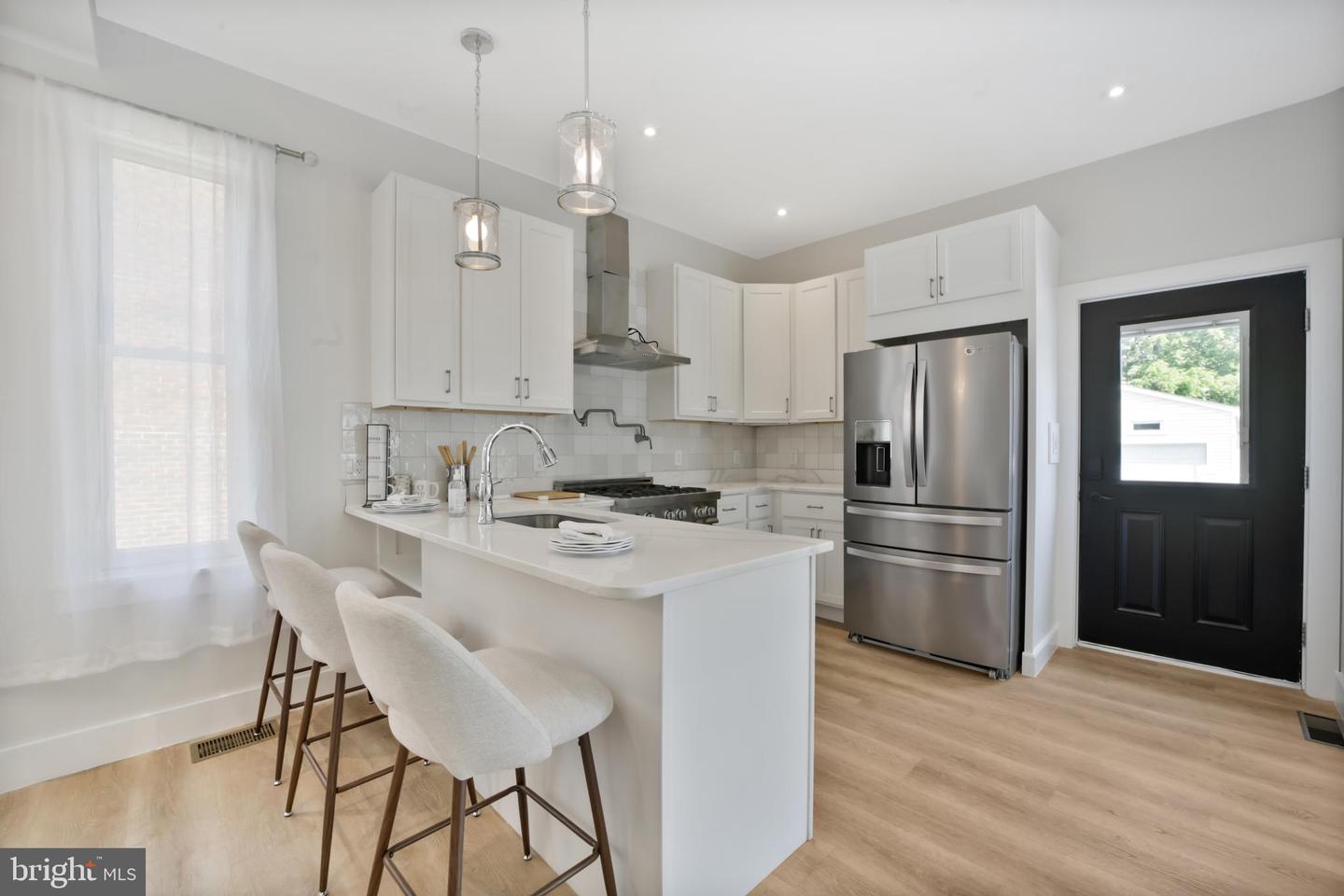 2806 FRANKLIN ST NE, WASHINGTON, District Of Columbia 20018, 6 Bedrooms Bedrooms, ,5 BathroomsBathrooms,Residential,For sale,2806 FRANKLIN ST NE,DCDC2210470 MLS # DCDC2210470