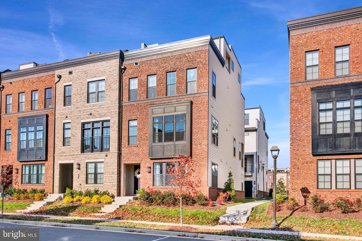 43420 GRANDMOORE ST, ASHBURN, Virginia 20148, 4 Bedrooms Bedrooms, ,3 BathroomsBathrooms,Residential,For sale,43420 GRANDMOORE ST,VALO2102270 MLS # VALO2102270