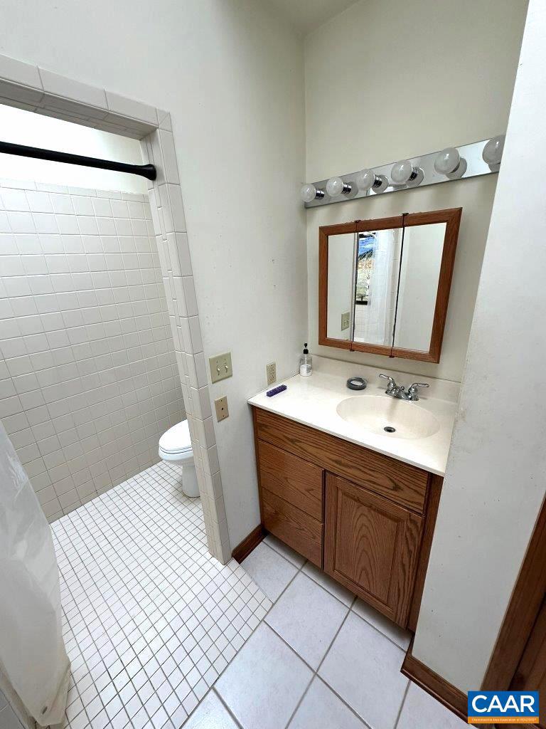 4842 CRAIG VALLEY DR, NEW CASTLE, Virginia 24127, 2 Bedrooms Bedrooms, ,2 BathroomsBathrooms,Residential,For sale,4842 CRAIG VALLEY DR,666774 MLS # 666774