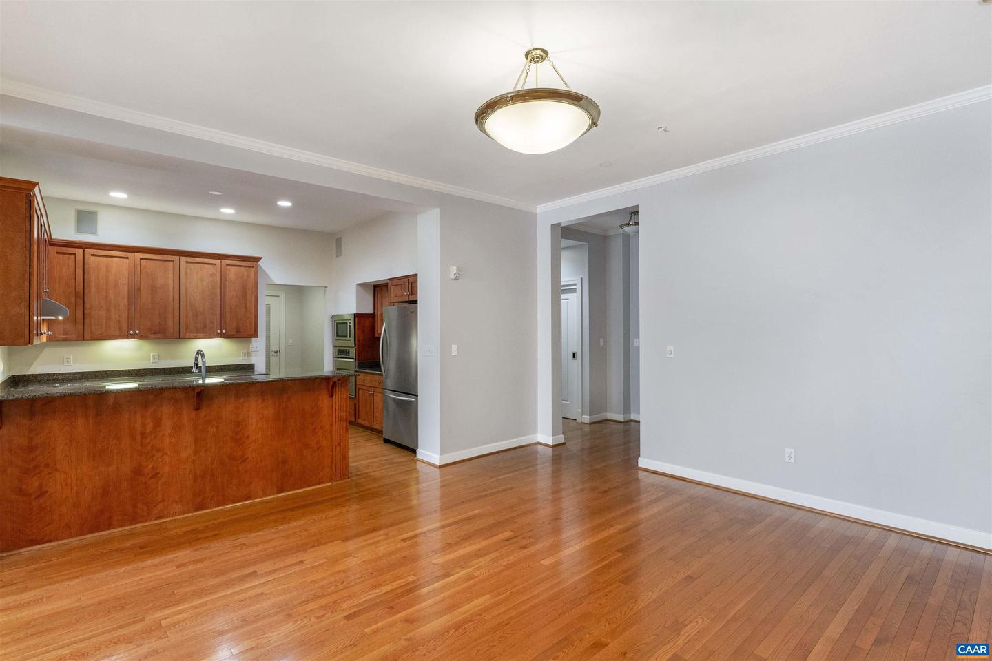 112 SE 5TH ST #3D, CHARLOTTESVILLE, Virginia 22902, 2 Bedrooms Bedrooms, ,2 BathroomsBathrooms,Residential,For sale,112 SE 5TH ST #3D,666796 MLS # 666796