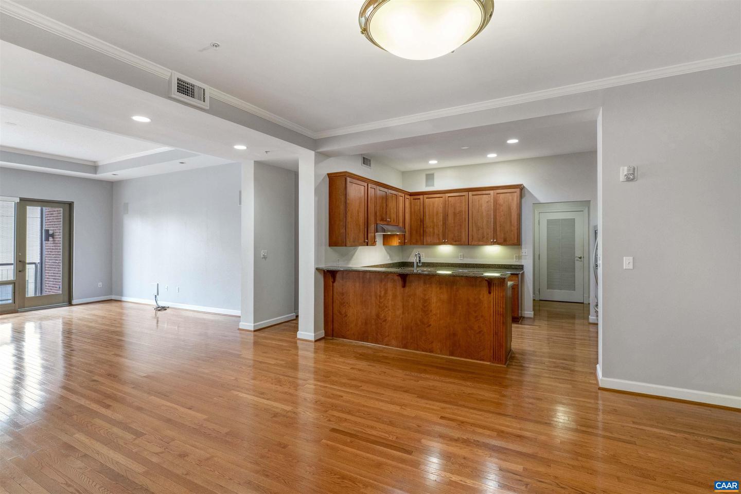 112 SE 5TH ST #3D, CHARLOTTESVILLE, Virginia 22902, 2 Bedrooms Bedrooms, ,2 BathroomsBathrooms,Residential,For sale,112 SE 5TH ST #3D,666796 MLS # 666796