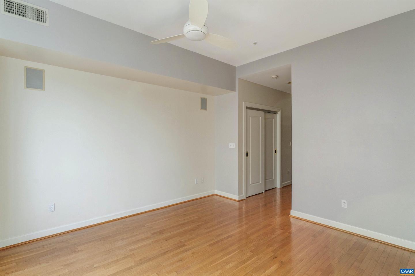112 SE 5TH ST #3D, CHARLOTTESVILLE, Virginia 22902, 2 Bedrooms Bedrooms, ,2 BathroomsBathrooms,Residential,For sale,112 SE 5TH ST #3D,666796 MLS # 666796