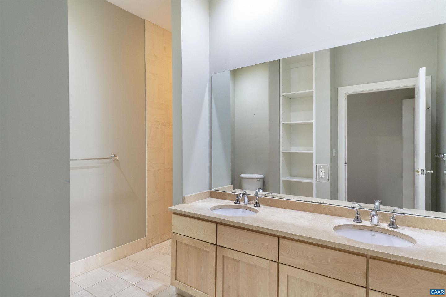 112 SE 5TH ST #3D, CHARLOTTESVILLE, Virginia 22902, 2 Bedrooms Bedrooms, ,2 BathroomsBathrooms,Residential,For sale,112 SE 5TH ST #3D,666796 MLS # 666796