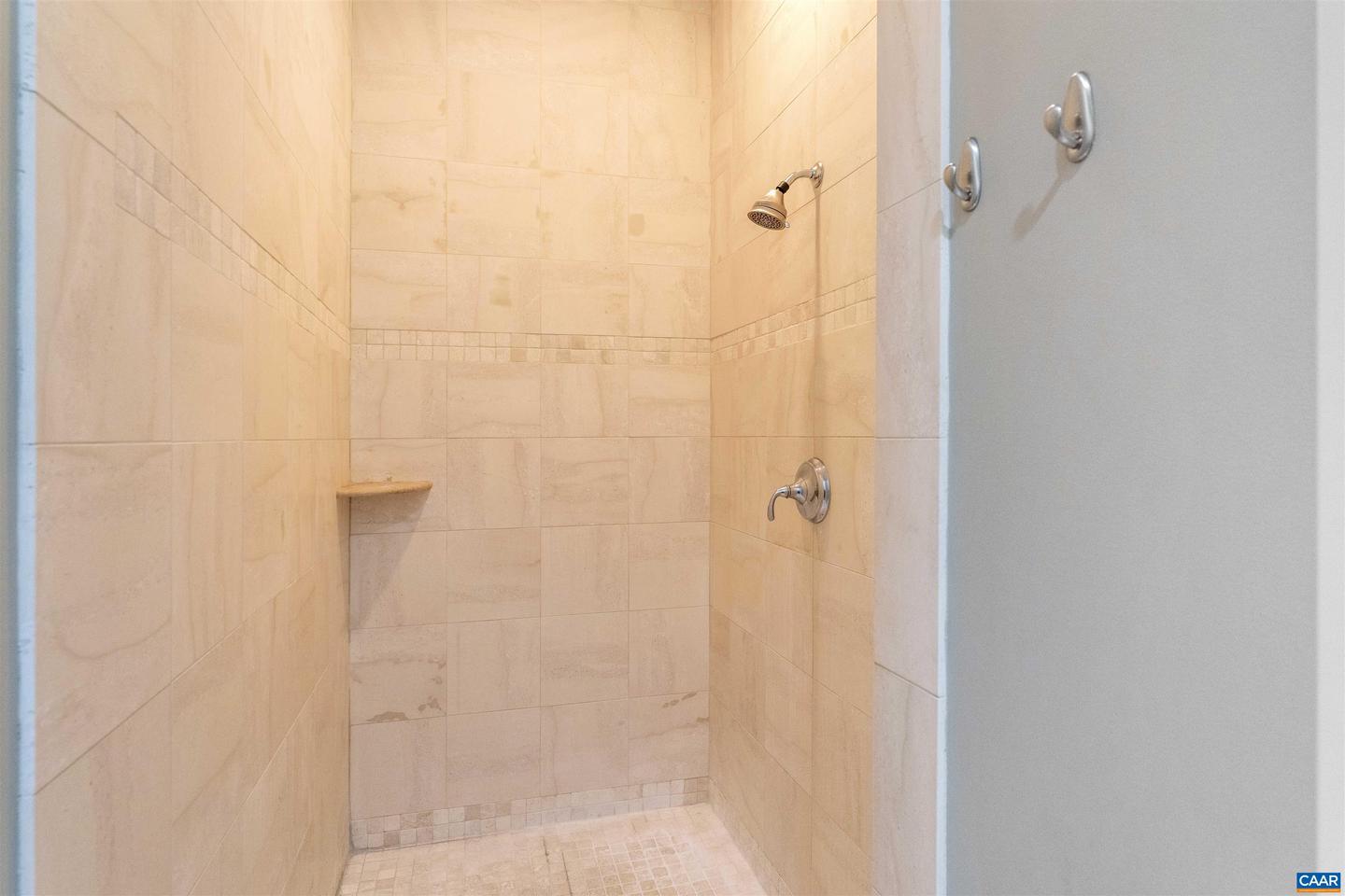 112 SE 5TH ST #3D, CHARLOTTESVILLE, Virginia 22902, 2 Bedrooms Bedrooms, ,2 BathroomsBathrooms,Residential,For sale,112 SE 5TH ST #3D,666796 MLS # 666796