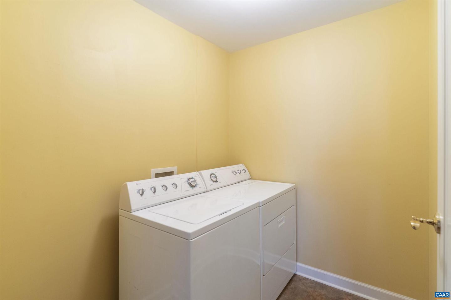 112 SE 5TH ST #3D, CHARLOTTESVILLE, Virginia 22902, 2 Bedrooms Bedrooms, ,2 BathroomsBathrooms,Residential,For sale,112 SE 5TH ST #3D,666796 MLS # 666796