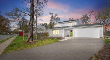 1513 MILLIKENS BEND RD, HERNDON, Virginia 20170, 4 Bedrooms Bedrooms, ,2 BathroomsBathrooms,Residential,For sale,1513 MILLIKENS BEND RD,VAFX2255692 MLS # VAFX2255692