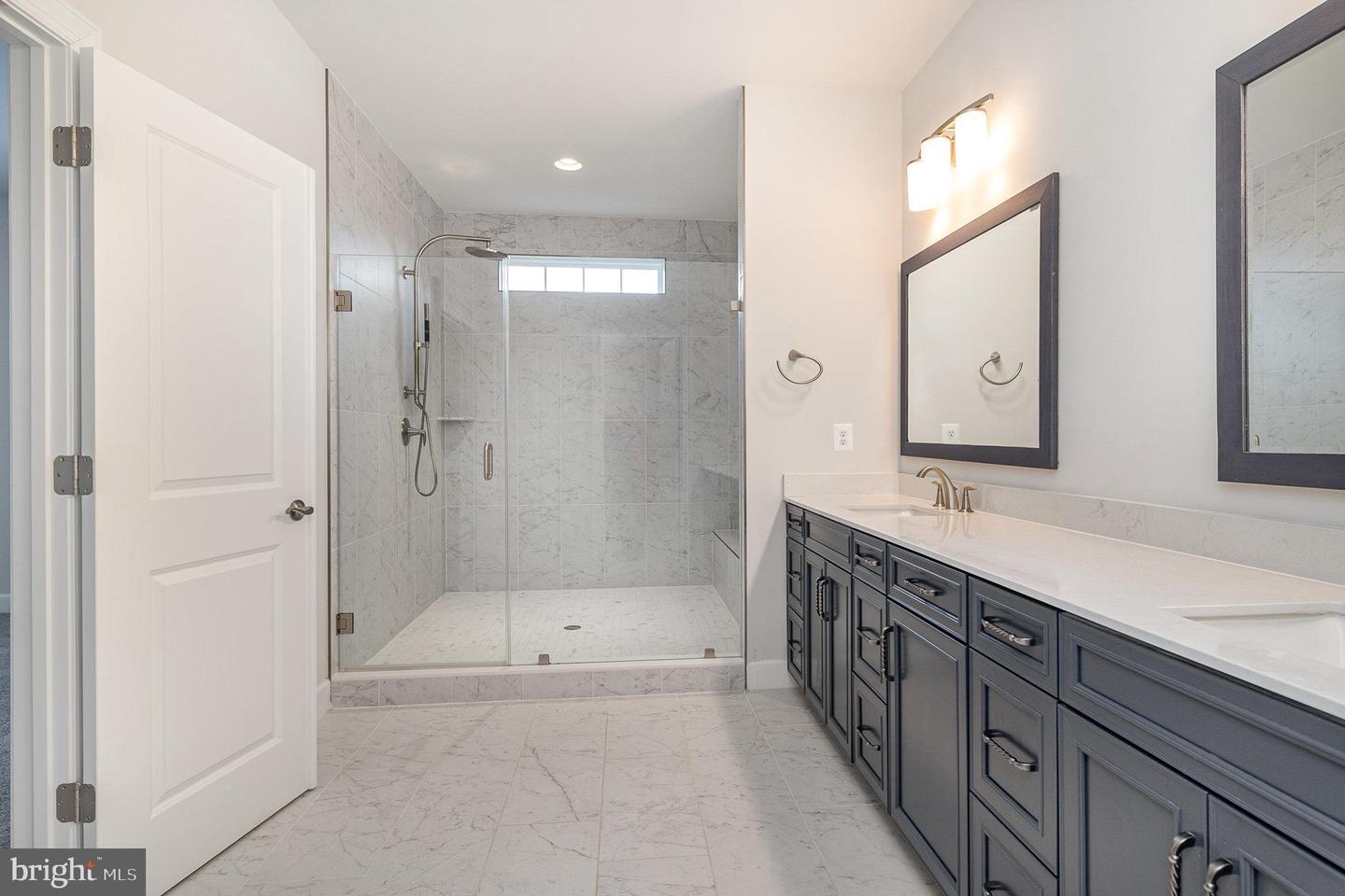 5325 FRANCONIA RD, ALEXANDRIA, Virginia 22310, 6 Bedrooms Bedrooms, ,5 BathroomsBathrooms,Residential,For sale,5325 FRANCONIA RD,VAFX2255630 MLS # VAFX2255630