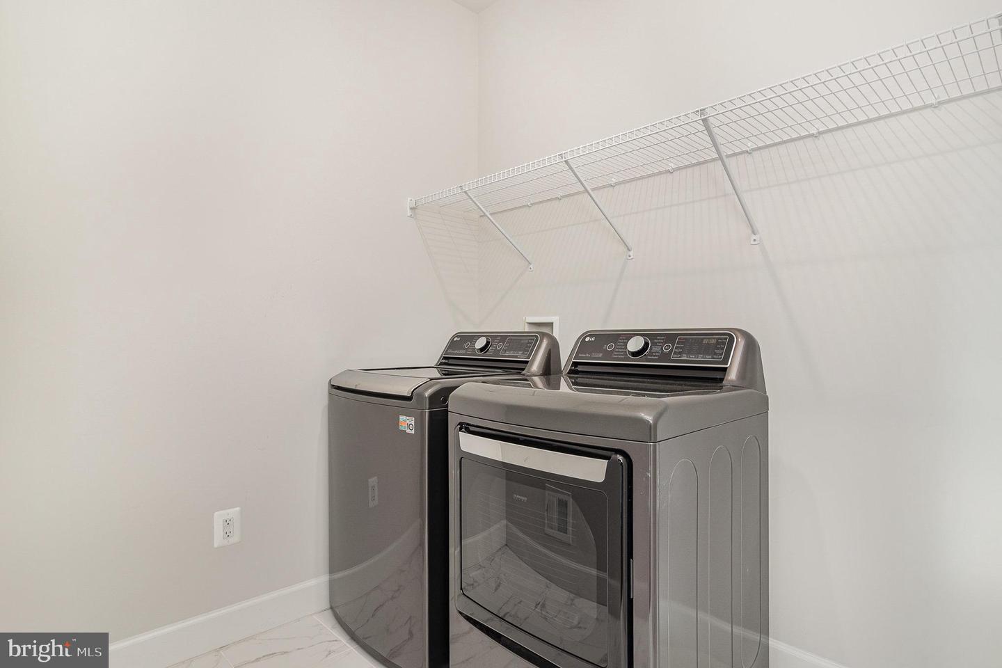 5325 FRANCONIA RD, ALEXANDRIA, Virginia 22310, 6 Bedrooms Bedrooms, ,5 BathroomsBathrooms,Residential,For sale,5325 FRANCONIA RD,VAFX2255630 MLS # VAFX2255630