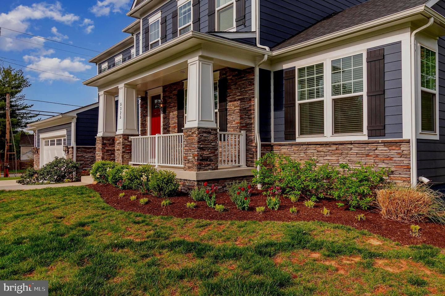 5325 FRANCONIA RD, ALEXANDRIA, Virginia 22310, 6 Bedrooms Bedrooms, ,5 BathroomsBathrooms,Residential,For sale,5325 FRANCONIA RD,VAFX2255630 MLS # VAFX2255630