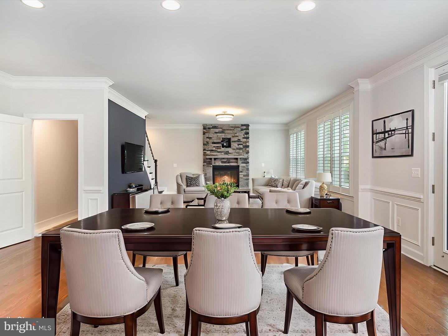 5325 FRANCONIA RD, ALEXANDRIA, Virginia 22310, 6 Bedrooms Bedrooms, ,5 BathroomsBathrooms,Residential,For sale,5325 FRANCONIA RD,VAFX2255630 MLS # VAFX2255630