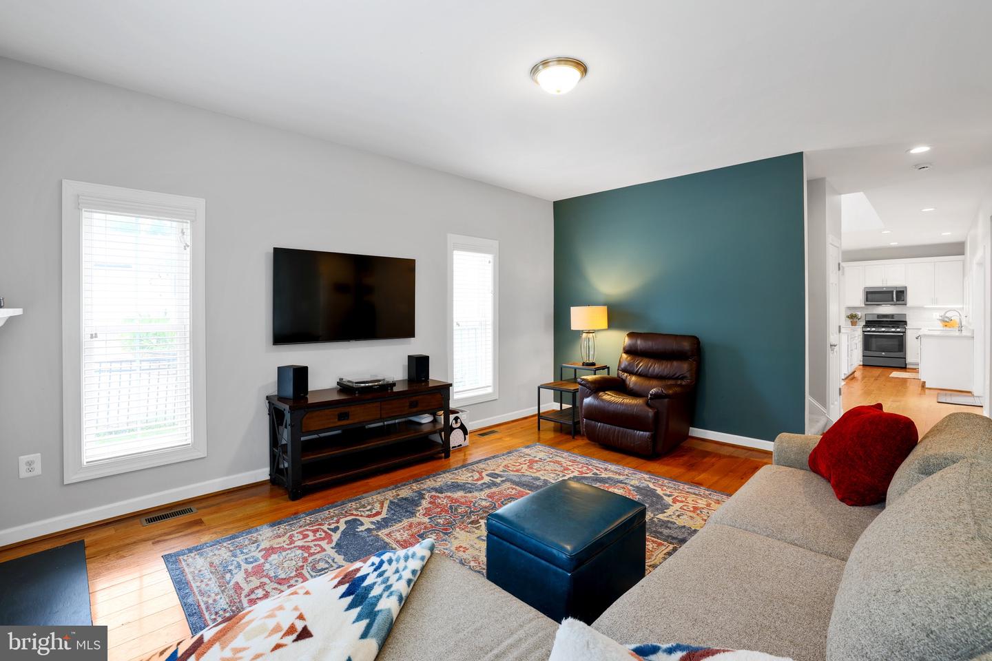 6436 HOLYOKE DR, ANNANDALE, Virginia 22003, 4 Bedrooms Bedrooms, ,3 BathroomsBathrooms,Residential,For sale,6436 HOLYOKE DR,VAFX2255696 MLS # VAFX2255696