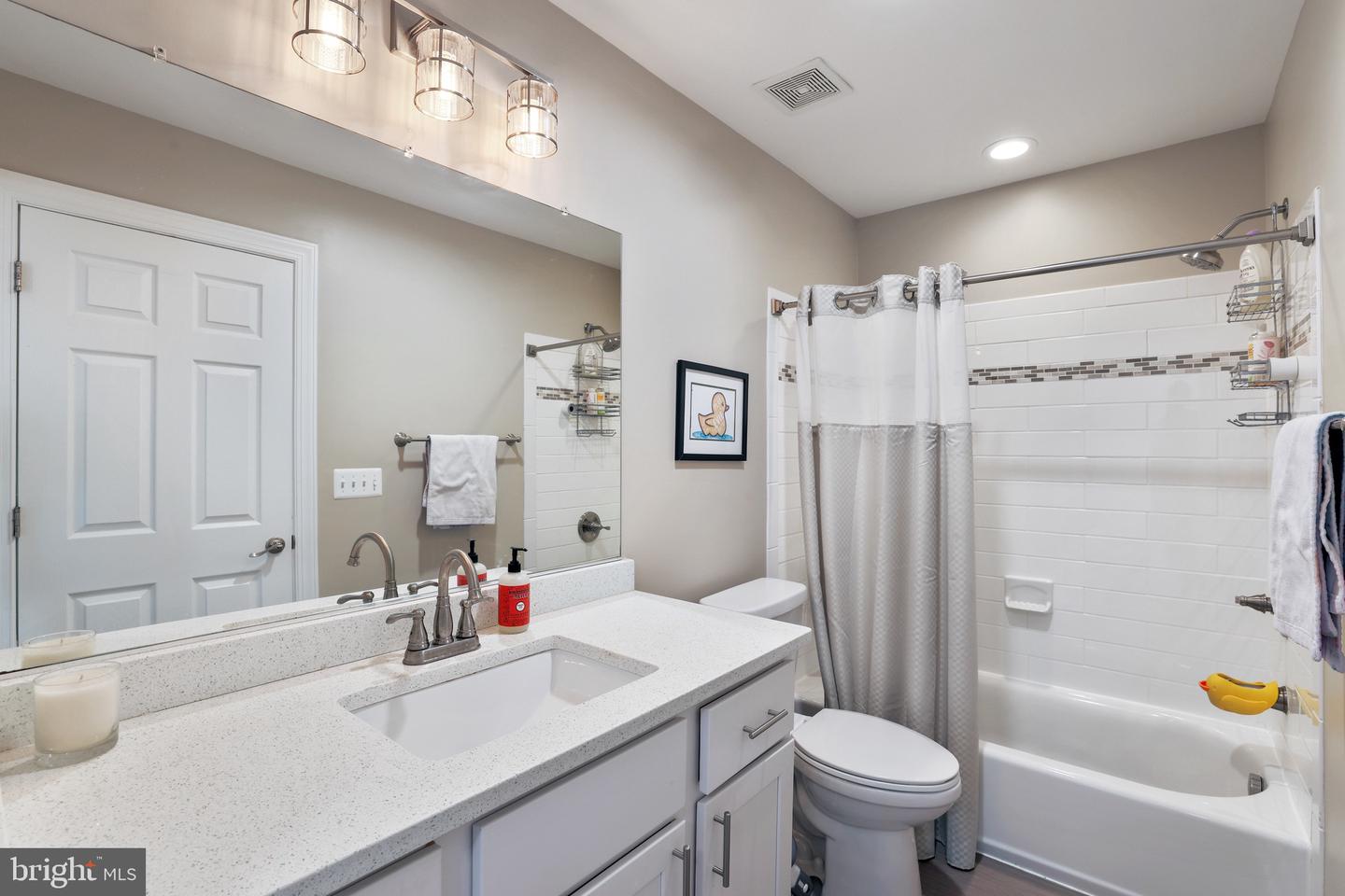 6436 HOLYOKE DR, ANNANDALE, Virginia 22003, 4 Bedrooms Bedrooms, ,3 BathroomsBathrooms,Residential,For sale,6436 HOLYOKE DR,VAFX2255696 MLS # VAFX2255696