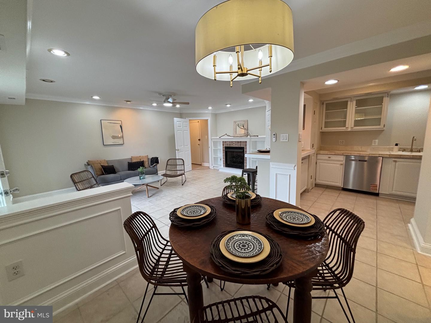 12707 GORDON BLVD #12707, WOODBRIDGE, Virginia 22192, 2 Bedrooms Bedrooms, ,1 BathroomBathrooms,Residential,For sale,12707 GORDON BLVD #12707,VAPW2099320 MLS # VAPW2099320