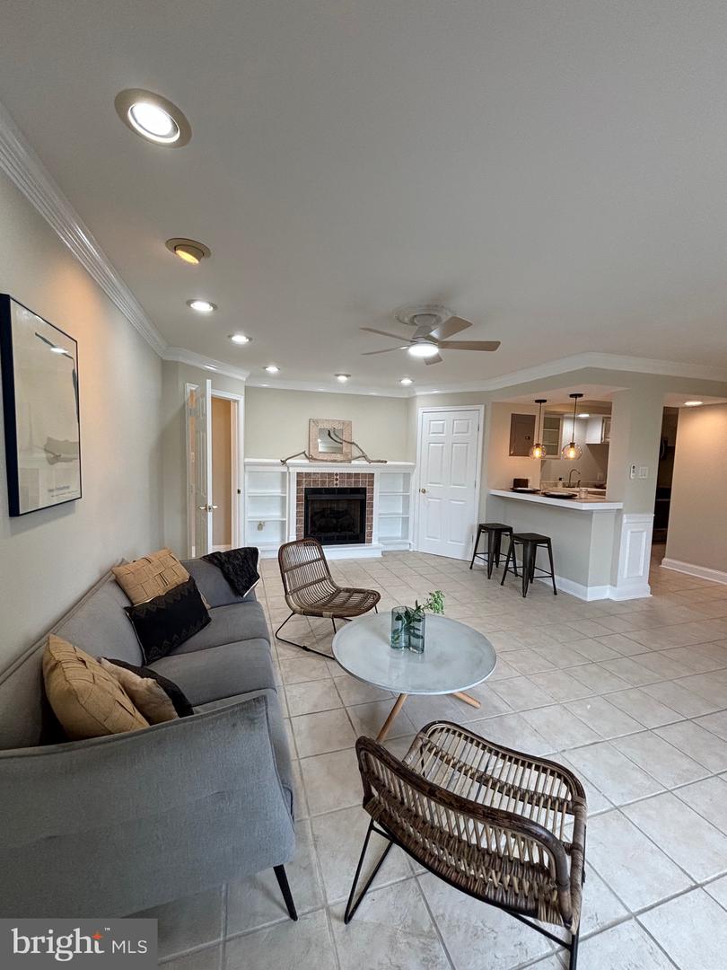 12707 GORDON BLVD #12707, WOODBRIDGE, Virginia 22192, 2 Bedrooms Bedrooms, ,1 BathroomBathrooms,Residential,For sale,12707 GORDON BLVD #12707,VAPW2099320 MLS # VAPW2099320
