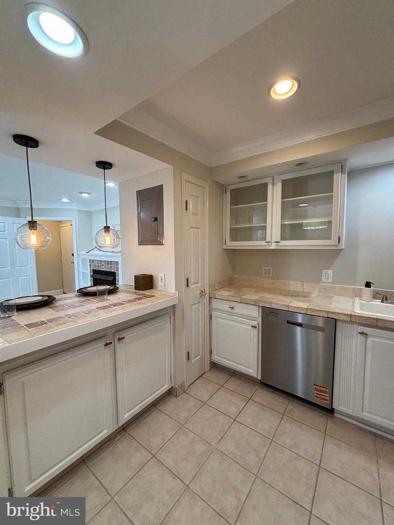 12707 GORDON BLVD #12707, WOODBRIDGE, Virginia 22192, 2 Bedrooms Bedrooms, ,1 BathroomBathrooms,Residential,For sale,12707 GORDON BLVD #12707,VAPW2099320 MLS # VAPW2099320