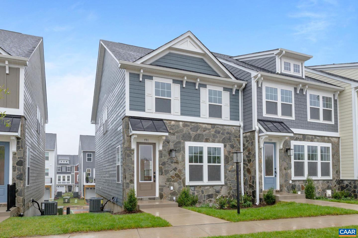 27 WOODBURN RD, CHARLOTTESVILLE, Virginia 22901, 3 Bedrooms Bedrooms, ,2 BathroomsBathrooms,Residential,For sale,27 WOODBURN RD,666782 MLS # 666782