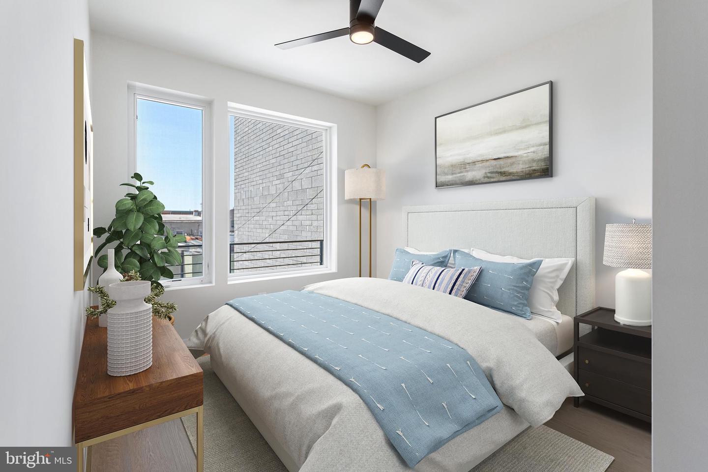 733 8TH ST SE #202, WASHINGTON, District Of Columbia 20003, 2 Bedrooms Bedrooms, ,2 BathroomsBathrooms,Residential,For sale,733 8TH ST SE #202,DCDC2210524 MLS # DCDC2210524