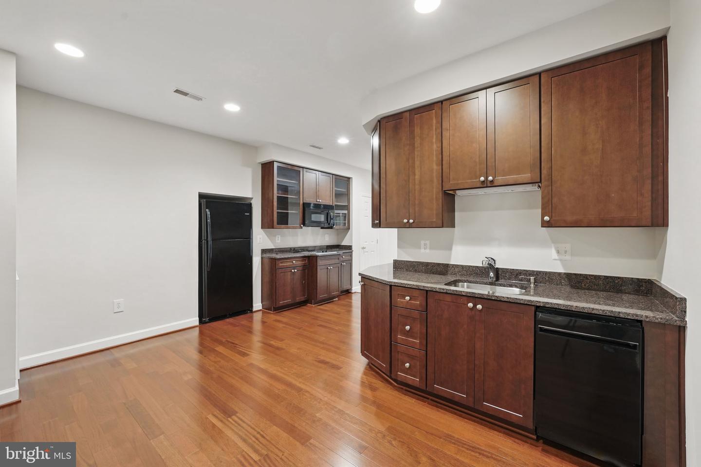 1813 SOLITAIRE LN, MCLEAN, Virginia 22101, 6 Bedrooms Bedrooms, ,4 BathroomsBathrooms,Residential,For sale,1813 SOLITAIRE LN,VAFX2255706 MLS # VAFX2255706
