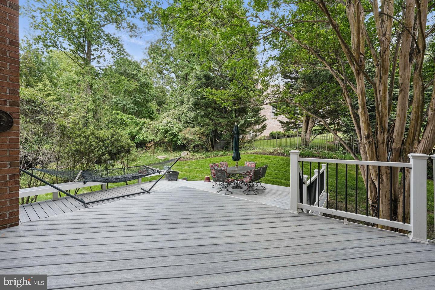 1813 SOLITAIRE LN, MCLEAN, Virginia 22101, 6 Bedrooms Bedrooms, ,4 BathroomsBathrooms,Residential,For sale,1813 SOLITAIRE LN,VAFX2255706 MLS # VAFX2255706