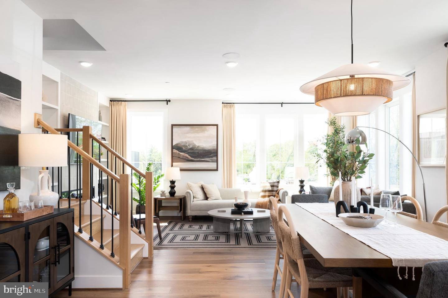 317 CALVERT AVE, ALEXANDRIA, Virginia 22301, 4 Bedrooms Bedrooms, ,4 BathroomsBathrooms,Residential,For sale,317 CALVERT AVE,VAAX2047520 MLS # VAAX2047520