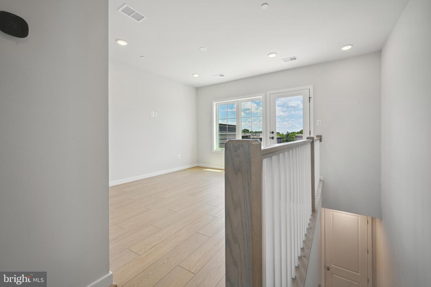 313 CALVERT AVE, ALEXANDRIA, Virginia 22301, 3 Bedrooms Bedrooms, ,3 BathroomsBathrooms,Residential,For sale,313 CALVERT AVE,VAAX2047524 MLS # VAAX2047524