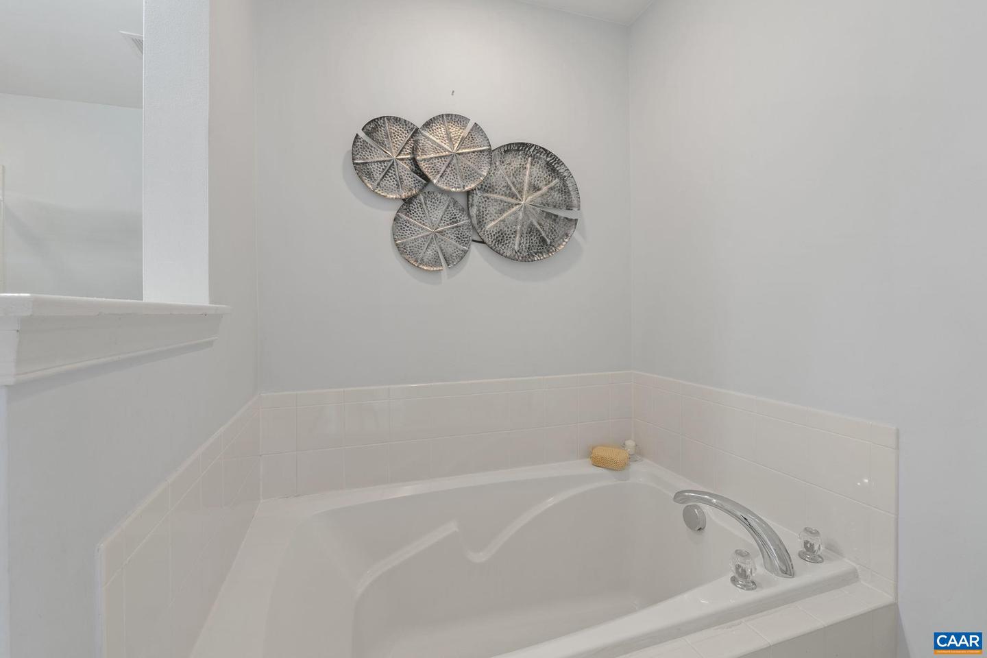 921 BING LN, CHARLOTTESVILLE, Virginia 22903, 3 Bedrooms Bedrooms, ,3 BathroomsBathrooms,Residential,For sale,921 BING LN,666804 MLS # 666804