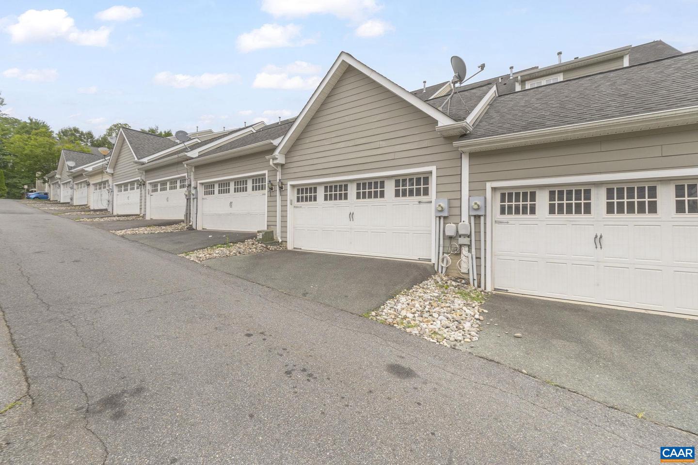 921 BING LN, CHARLOTTESVILLE, Virginia 22903, 3 Bedrooms Bedrooms, ,3 BathroomsBathrooms,Residential,For sale,921 BING LN,666804 MLS # 666804