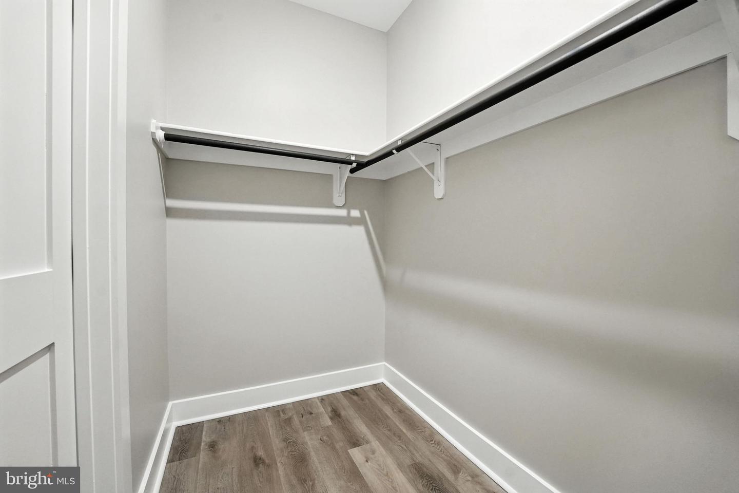 1114 SOUTH HIGHLAND #1, ARLINGTON, Virginia 22204, 2 Bedrooms Bedrooms, ,1 BathroomBathrooms,Residential,For sale,1114 SOUTH HIGHLAND #1,VAAR2060872 MLS # VAAR2060872