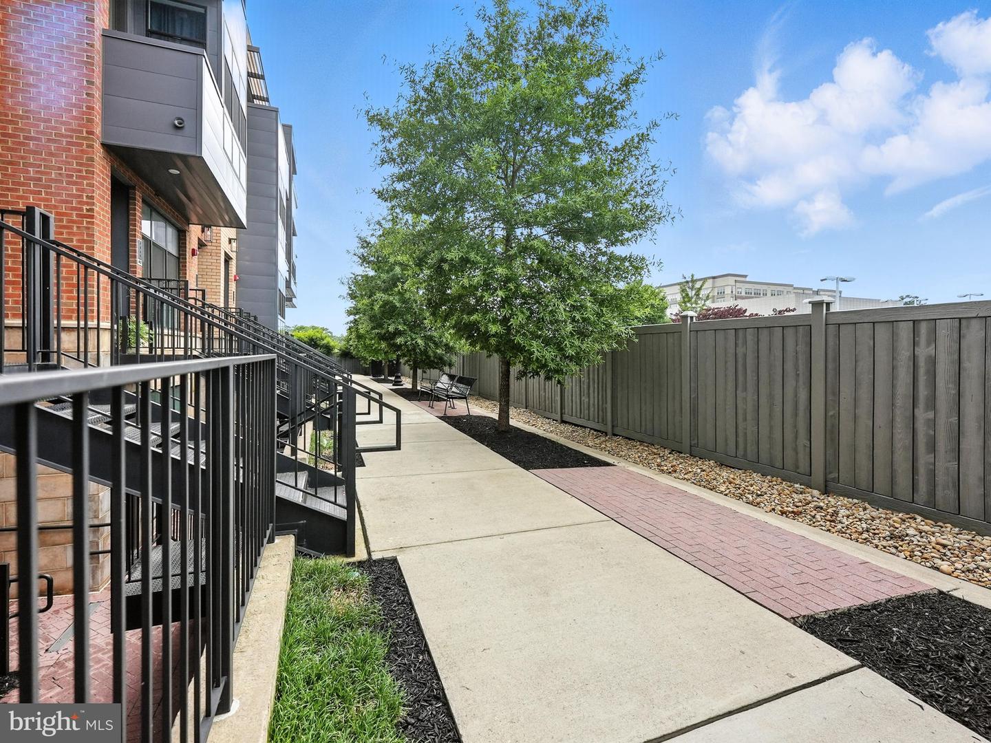1114 SOUTH HIGHLAND #1, ARLINGTON, Virginia 22204, 2 Bedrooms Bedrooms, ,1 BathroomBathrooms,Residential,For sale,1114 SOUTH HIGHLAND #1,VAAR2060872 MLS # VAAR2060872