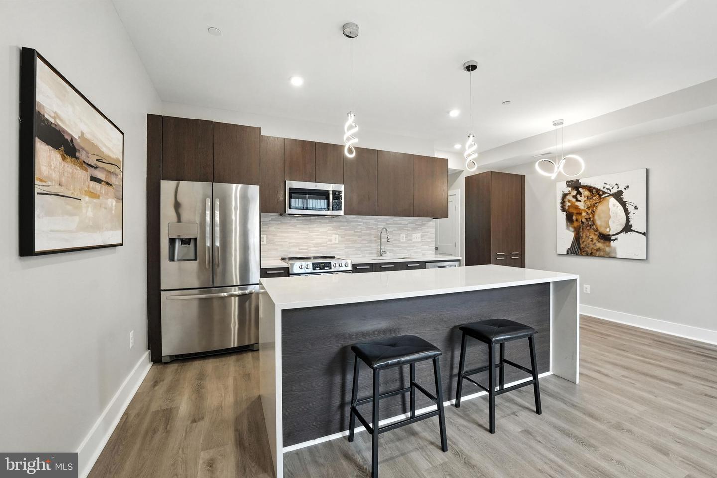 1114 SOUTH HIGHLAND #1, ARLINGTON, Virginia 22204, 2 Bedrooms Bedrooms, ,1 BathroomBathrooms,Residential,For sale,1114 SOUTH HIGHLAND #1,VAAR2060872 MLS # VAAR2060872