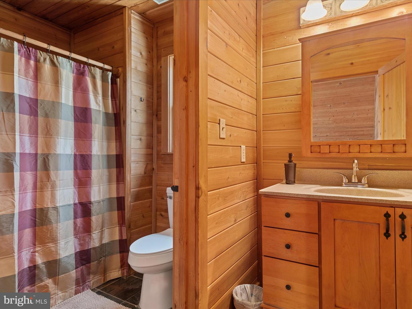 251 HEATHER HILL LN, WINCHESTER, Virginia 22603, 3 Bedrooms Bedrooms, ,2 BathroomsBathrooms,Residential,For sale,251 HEATHER HILL LN,VAFV2033574 MLS # VAFV2033574