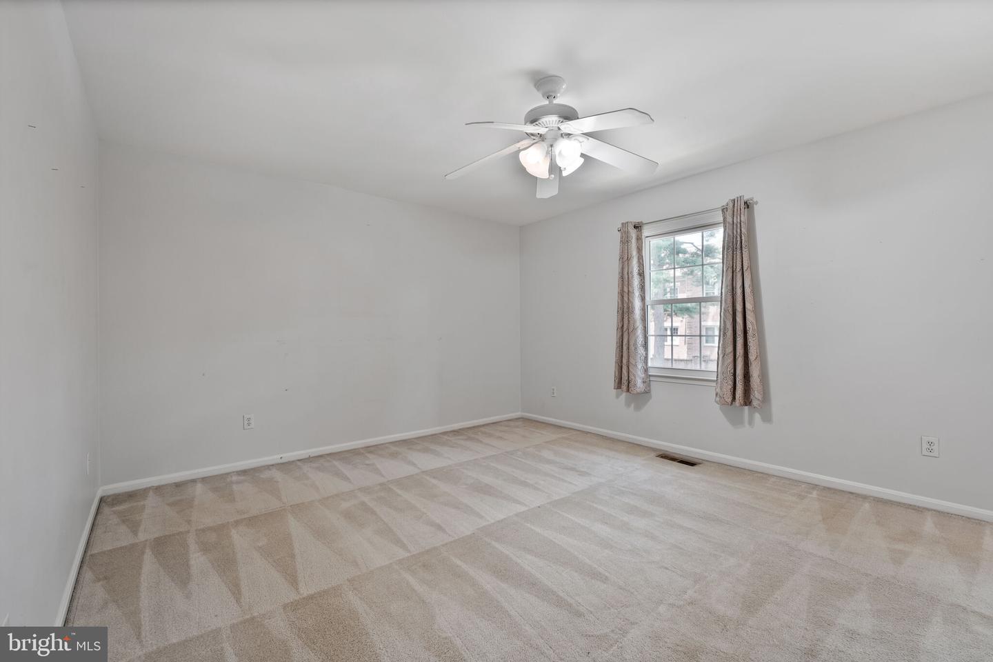 7409 ADAMS PARK CT, ANNANDALE, Virginia 22003, 4 Bedrooms Bedrooms, ,3 BathroomsBathrooms,Residential,For sale,7409 ADAMS PARK CT,VAFX2247202 MLS # VAFX2247202