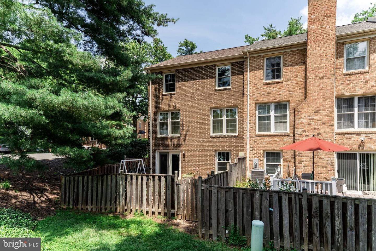 7409 ADAMS PARK CT, ANNANDALE, Virginia 22003, 4 Bedrooms Bedrooms, ,3 BathroomsBathrooms,Residential,For sale,7409 ADAMS PARK CT,VAFX2247202 MLS # VAFX2247202