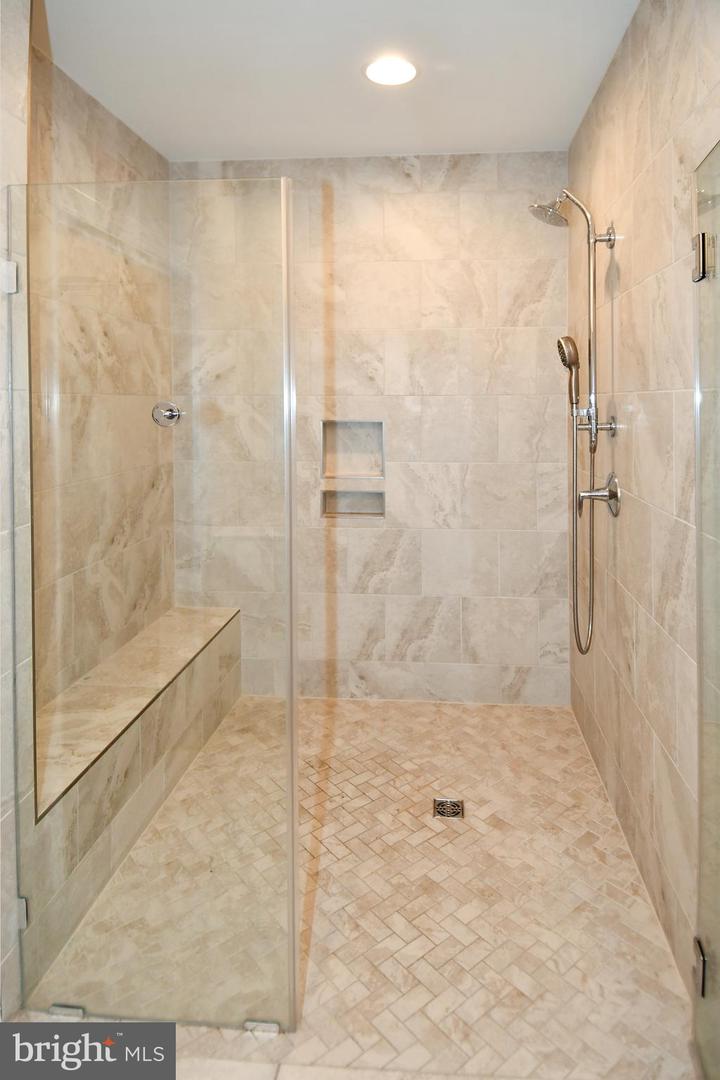 13825 ESTUARY PL, WOODBRIDGE, Virginia 22191, 4 Bedrooms Bedrooms, ,3 BathroomsBathrooms,Residential,For sale,13825 ESTUARY PL,VAPW2097702 MLS # VAPW2097702