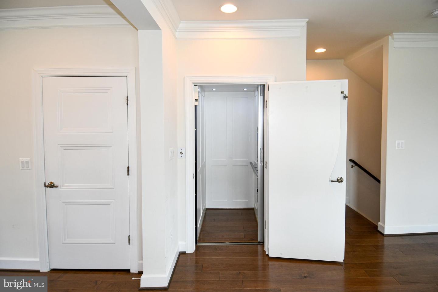13825 ESTUARY PL, WOODBRIDGE, Virginia 22191, 4 Bedrooms Bedrooms, ,3 BathroomsBathrooms,Residential,For sale,13825 ESTUARY PL,VAPW2097702 MLS # VAPW2097702