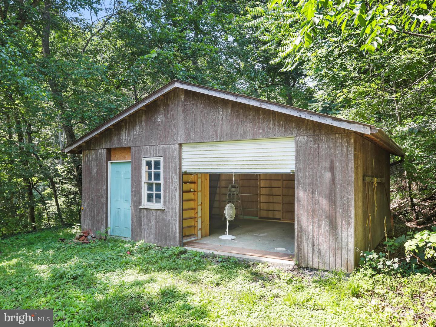 84 FUNK RD, STRASBURG, Virginia 22657, 1 Bedroom Bedrooms, ,1 BathroomBathrooms,Residential,For sale,84 FUNK RD,VASH2011842 MLS # VASH2011842