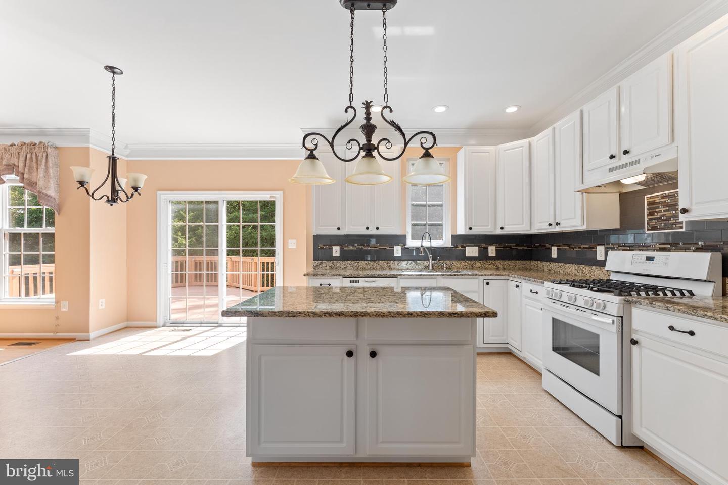 11307 CURRITUCK CT, FREDERICKSBURG, Virginia 22407, 4 Bedrooms Bedrooms, ,3 BathroomsBathrooms,Residential,For sale,11307 CURRITUCK CT,VASP2034382 MLS # VASP2034382