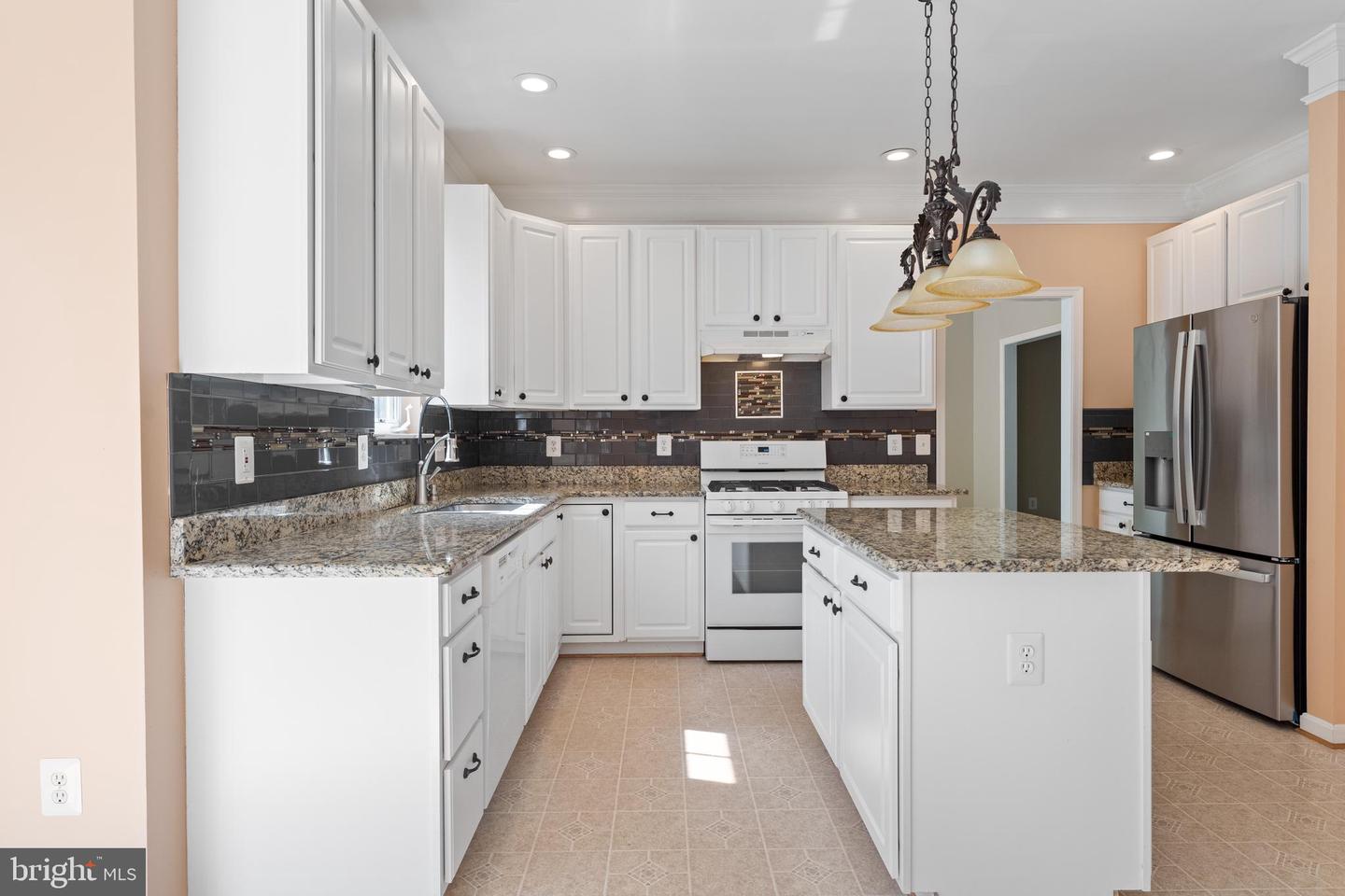 11307 CURRITUCK CT, FREDERICKSBURG, Virginia 22407, 4 Bedrooms Bedrooms, ,3 BathroomsBathrooms,Residential,For sale,11307 CURRITUCK CT,VASP2034382 MLS # VASP2034382