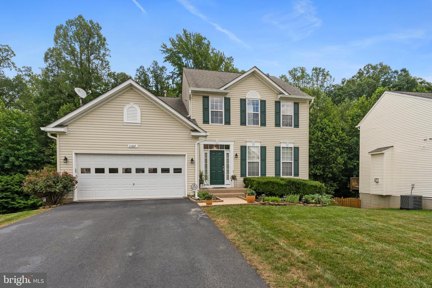 11307 CURRITUCK CT, FREDERICKSBURG, Virginia 22407, 4 Bedrooms Bedrooms, ,3 BathroomsBathrooms,Residential,For sale,11307 CURRITUCK CT,VASP2034382 MLS # VASP2034382