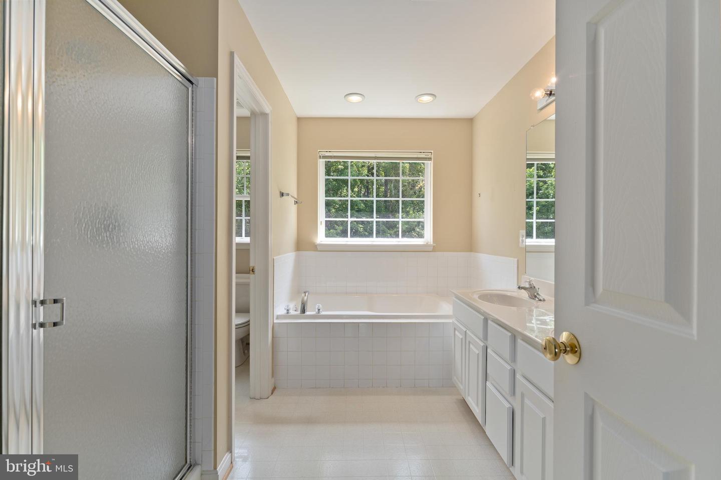 11307 CURRITUCK CT, FREDERICKSBURG, Virginia 22407, 4 Bedrooms Bedrooms, ,3 BathroomsBathrooms,Residential,For sale,11307 CURRITUCK CT,VASP2034382 MLS # VASP2034382