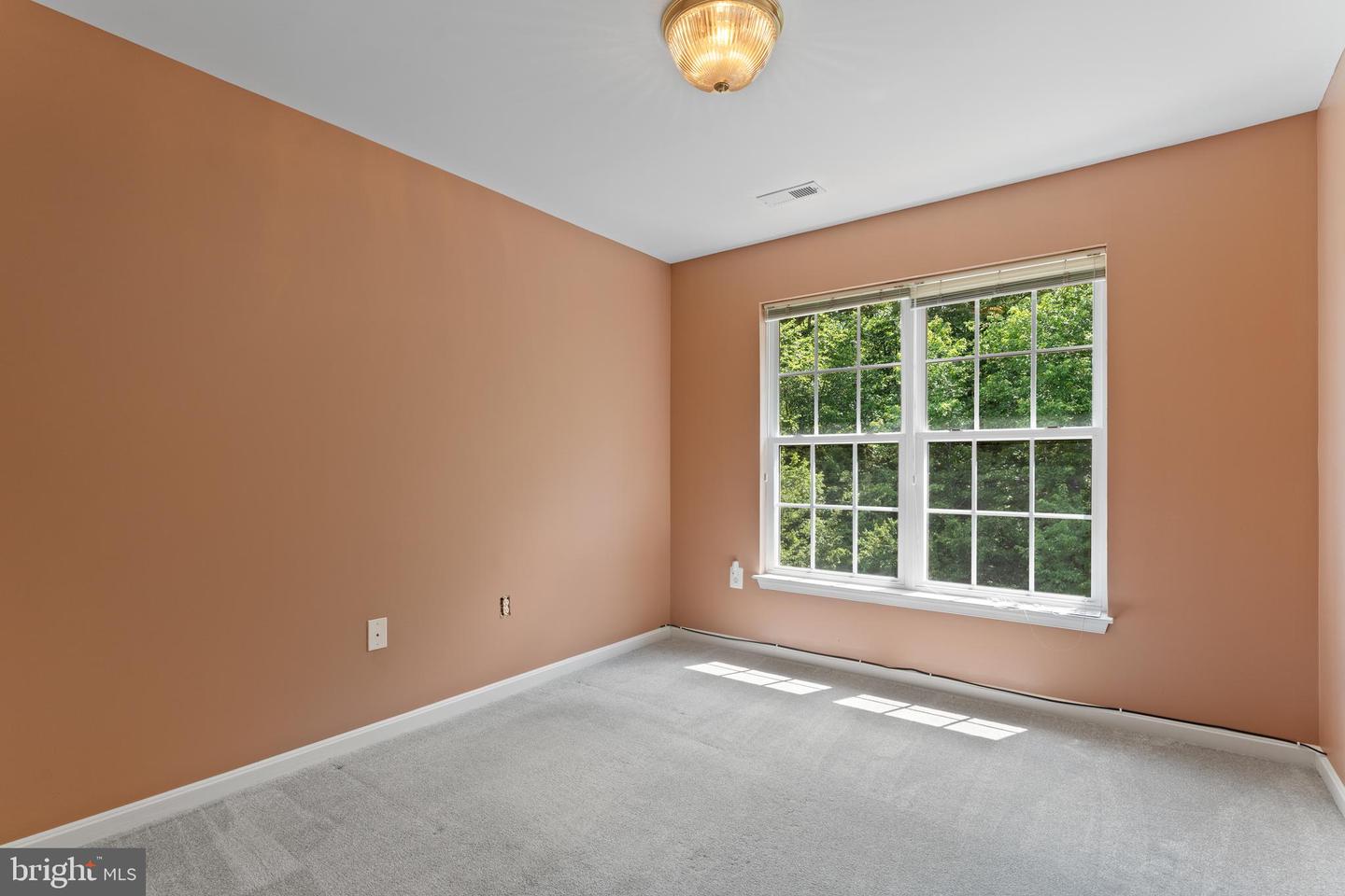 11307 CURRITUCK CT, FREDERICKSBURG, Virginia 22407, 4 Bedrooms Bedrooms, ,3 BathroomsBathrooms,Residential,For sale,11307 CURRITUCK CT,VASP2034382 MLS # VASP2034382
