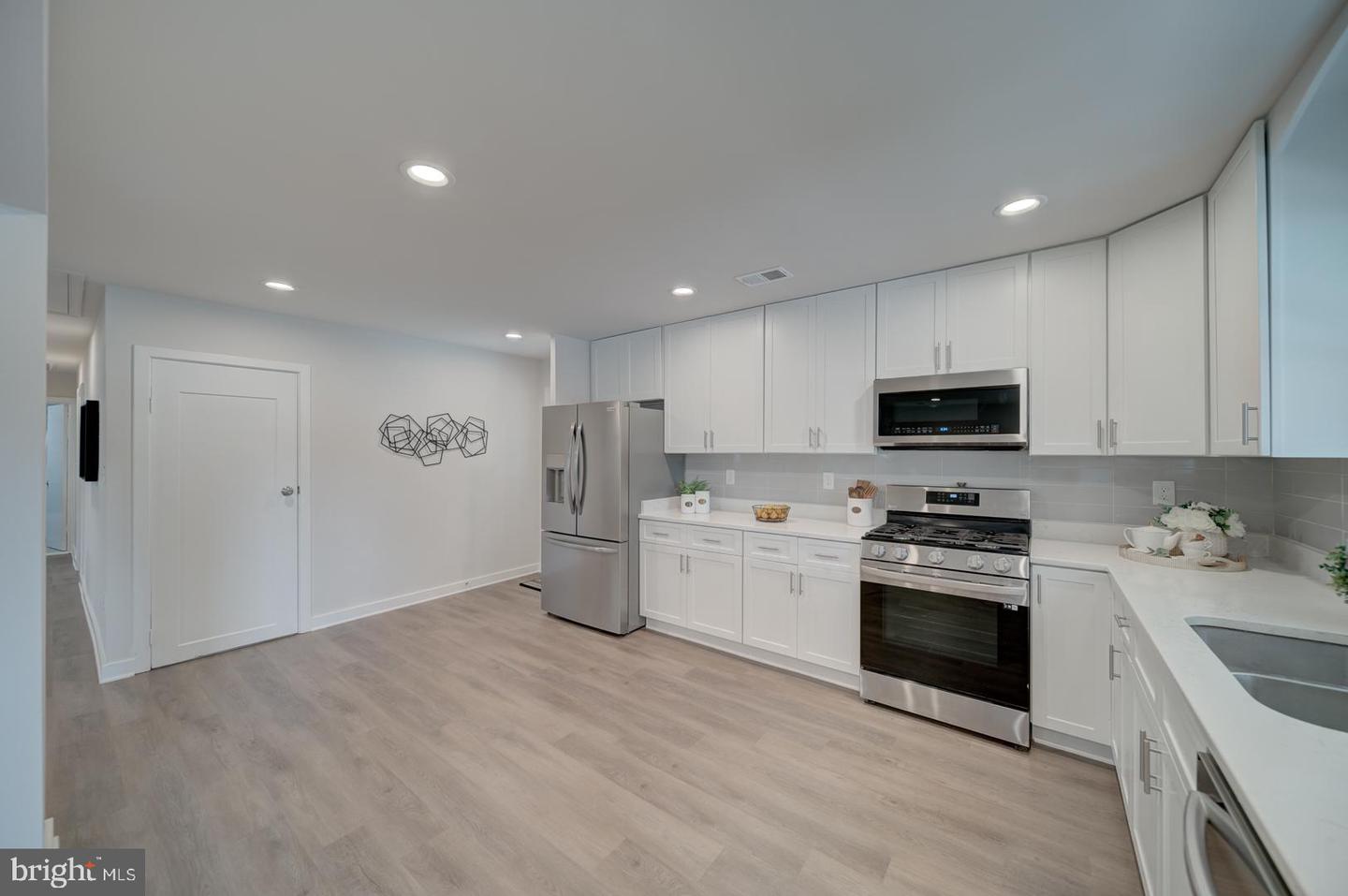 6624 TOKEN VALLEY RD, MANASSAS, Virginia 20112, 4 Bedrooms Bedrooms, ,3 BathroomsBathrooms,Residential,For sale,6624 TOKEN VALLEY RD,VAPW2098418 MLS # VAPW2098418